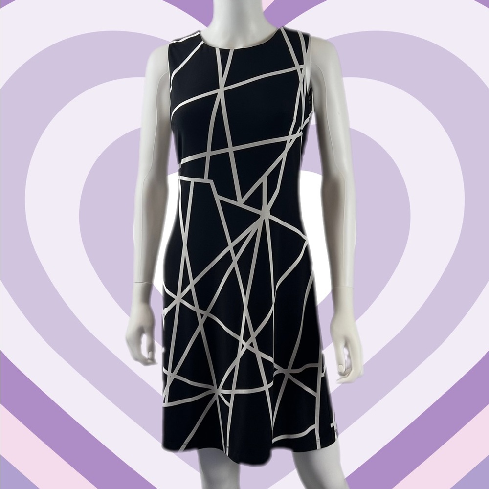 Tommy Dress Size:small 2